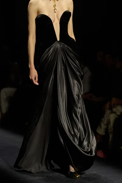 Look 25